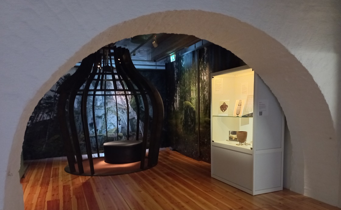 Museot/Pienoisnäyttely näyttelytilassa. Marianna Karttunen..jpg
